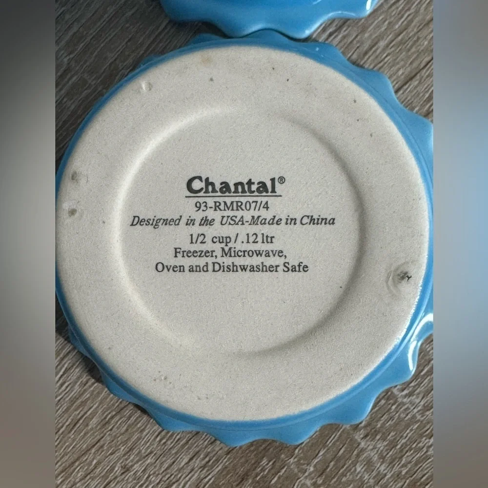 4 Chantal Scalloped Baking Dish Blue Bake Freeze Stonewear 1/2 Cup